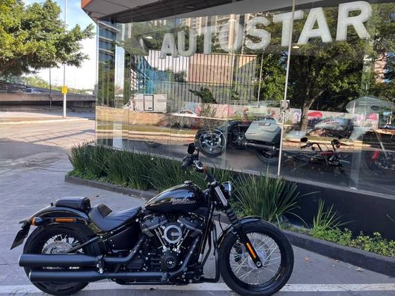 HARLEY-DAVIDSON DYNA STREET BOB 
